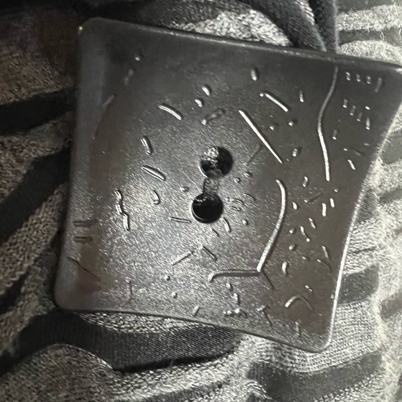 Designer Ali Miles versatile lightweight coat - Picture 10 of 11